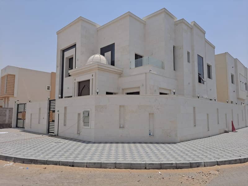 Villa for sale with super deluxe finishes Freehold for all