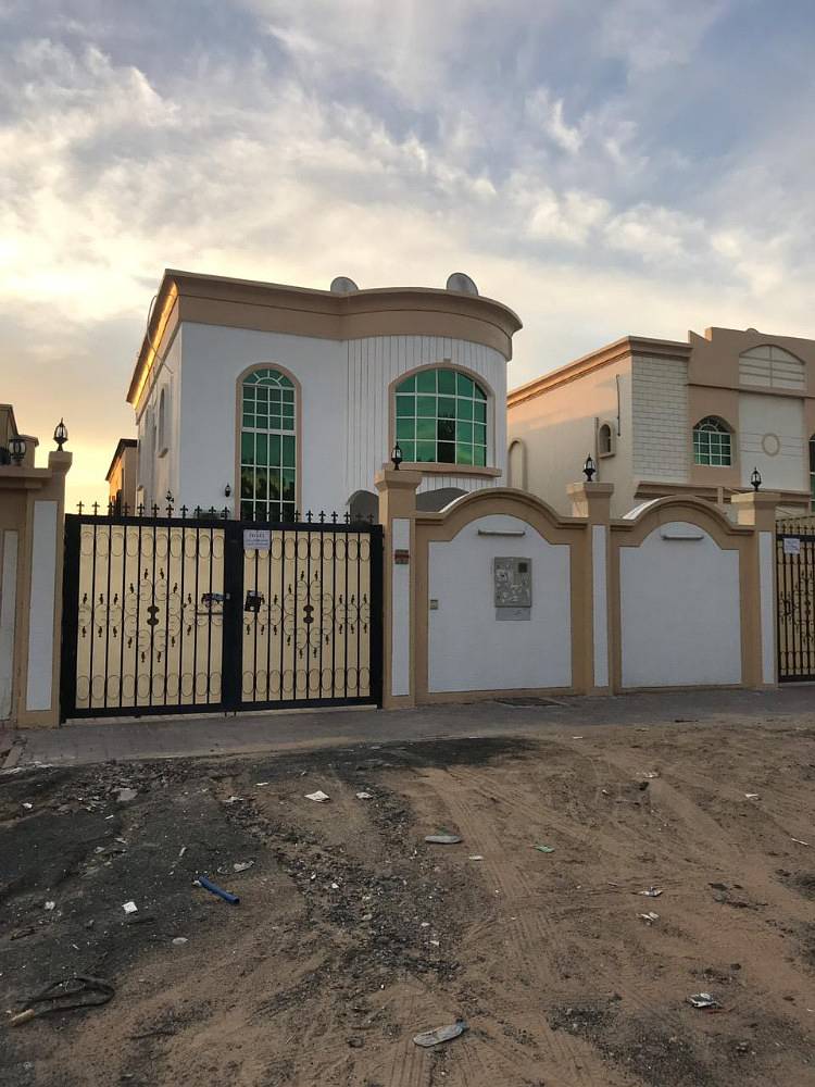 Villa for rent in Ajman Electricity citizen with air conditioners