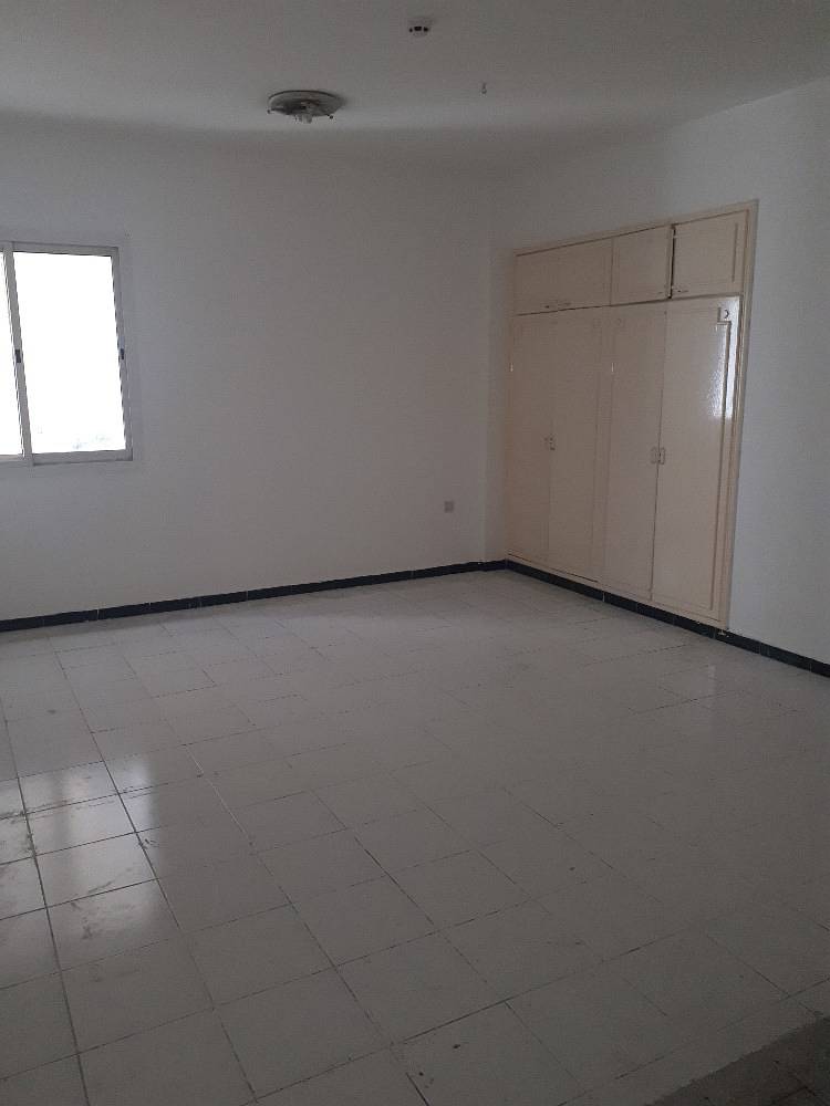 Квартира в Абу Шагара, 24000 AED - 3680888
