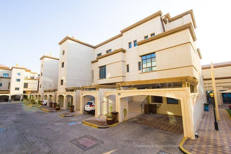 High End 3-BR Villas in Al Maqta  Village Al Qurm
