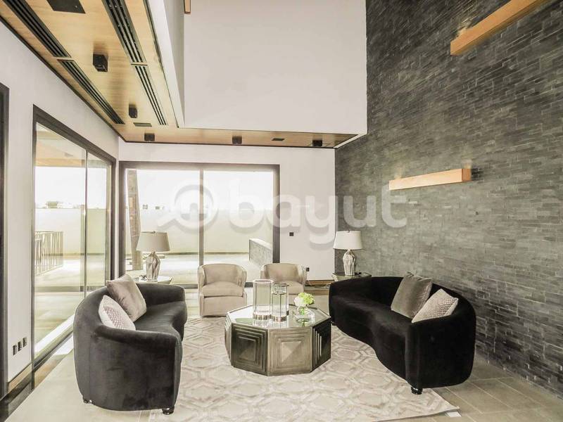 Brand new 4 bed villa in Al Barsha