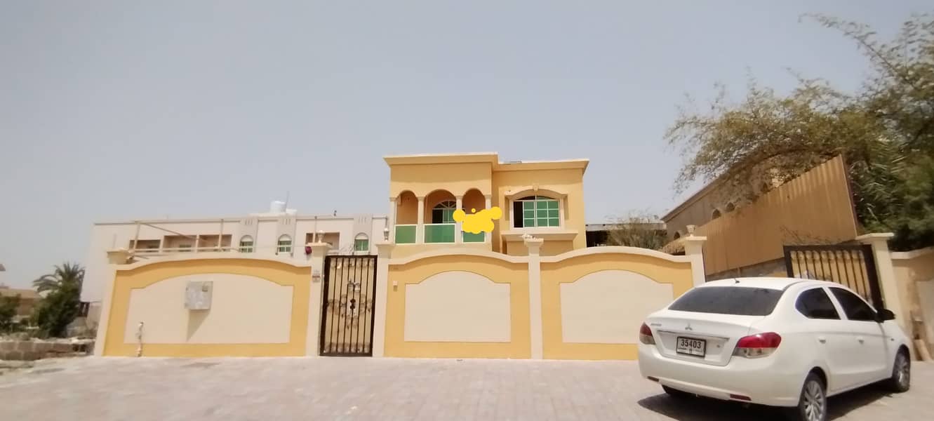 Excellent villa for rent, close to services and near Dubai, near Al-Abyat roundabout