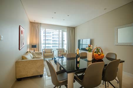 3 Bedroom Flat for Rent in Business Bay, Dubai - SUMMER PROMOTION-Brilliant three bedroom Downtown view