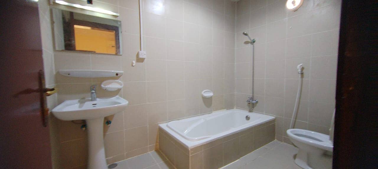 Excellent 1 BHK Apartment- Your ideal home at 3000 AED Rent with free parking