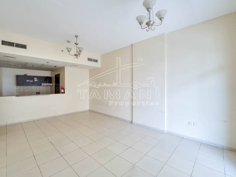 liwan-queue-point-mazaya-6-1-450000-aed-7565789-bayut