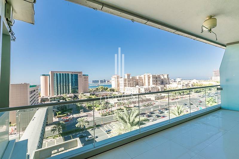 Spacious 3 Bed Apartment with Palm View.