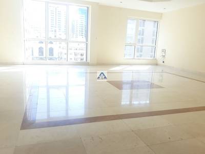 3 Bedroom Flat for Rent in Hamdan Street, Abu Dhabi - Nice 3 BHK 3 Bedroom Flat for Rent in Hamdan Street, Abu Dhabi - Nice 3 BHK