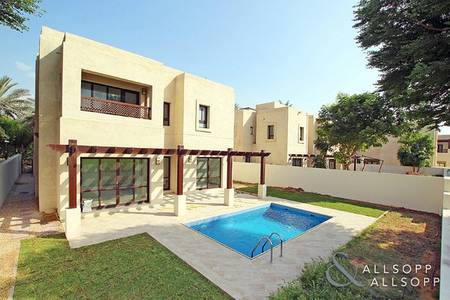 Private Pool | Stunning Golf Course View Private Pool | Stunning Golf Course View
