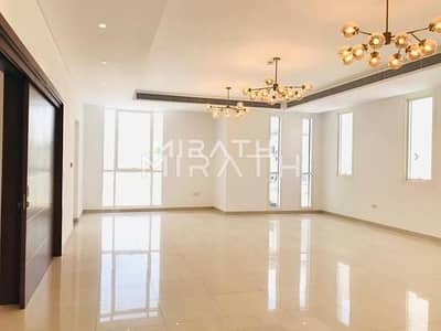 4BR Single-Story Brand-New Villa | Close to Beach