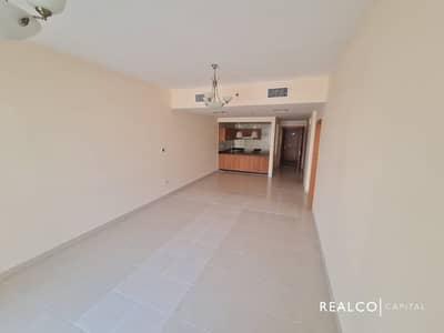 Vacant Spacious 1 Bedroom Apartment for Sale