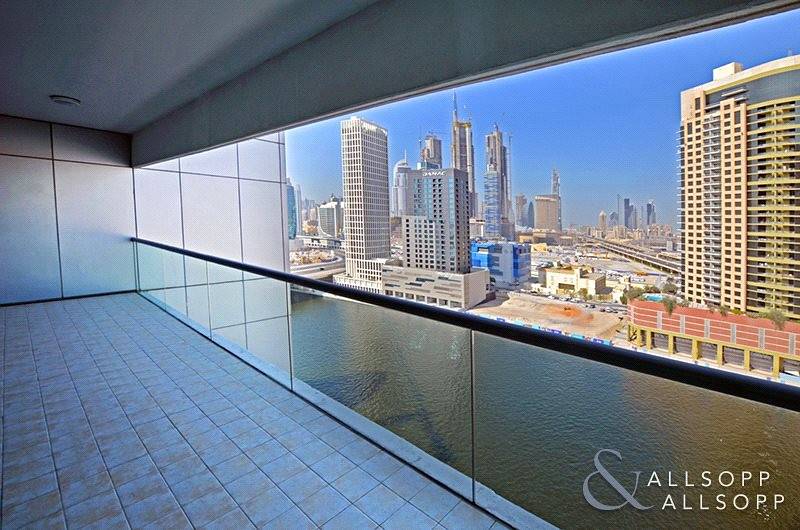 Canal Views | 1.5 Bathrooms | One Bedroom