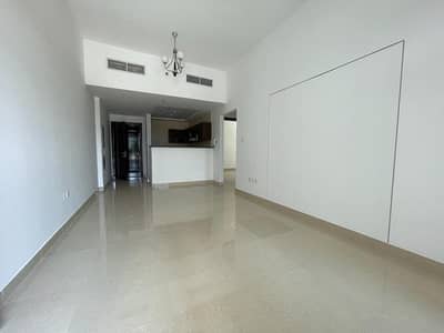 SPACIOUS/ NEAR TO SOUQ EXTRA/ BALCONY/ GOOD VIEW