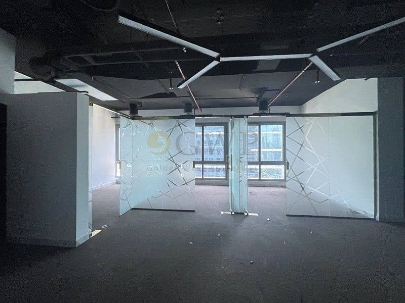 Fitted office with Partition in Business Bay Near Metro