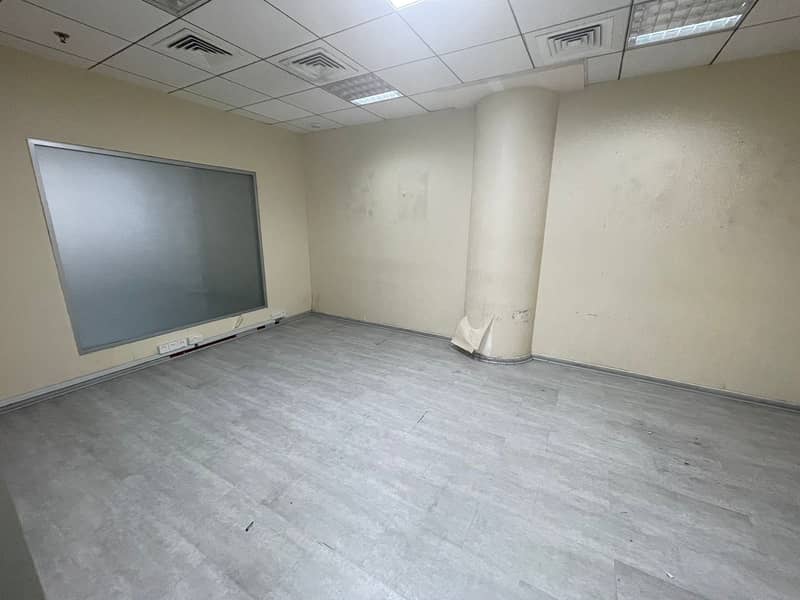 DEWA AND CHILLER FREE 1200 SQ FT OFFICE CLOSE TO METRO 108K