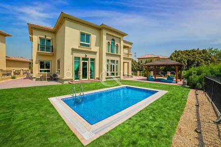 Spanish Style Villa | Large Corner Plot Spanish Style Villa | Large Corner Plot