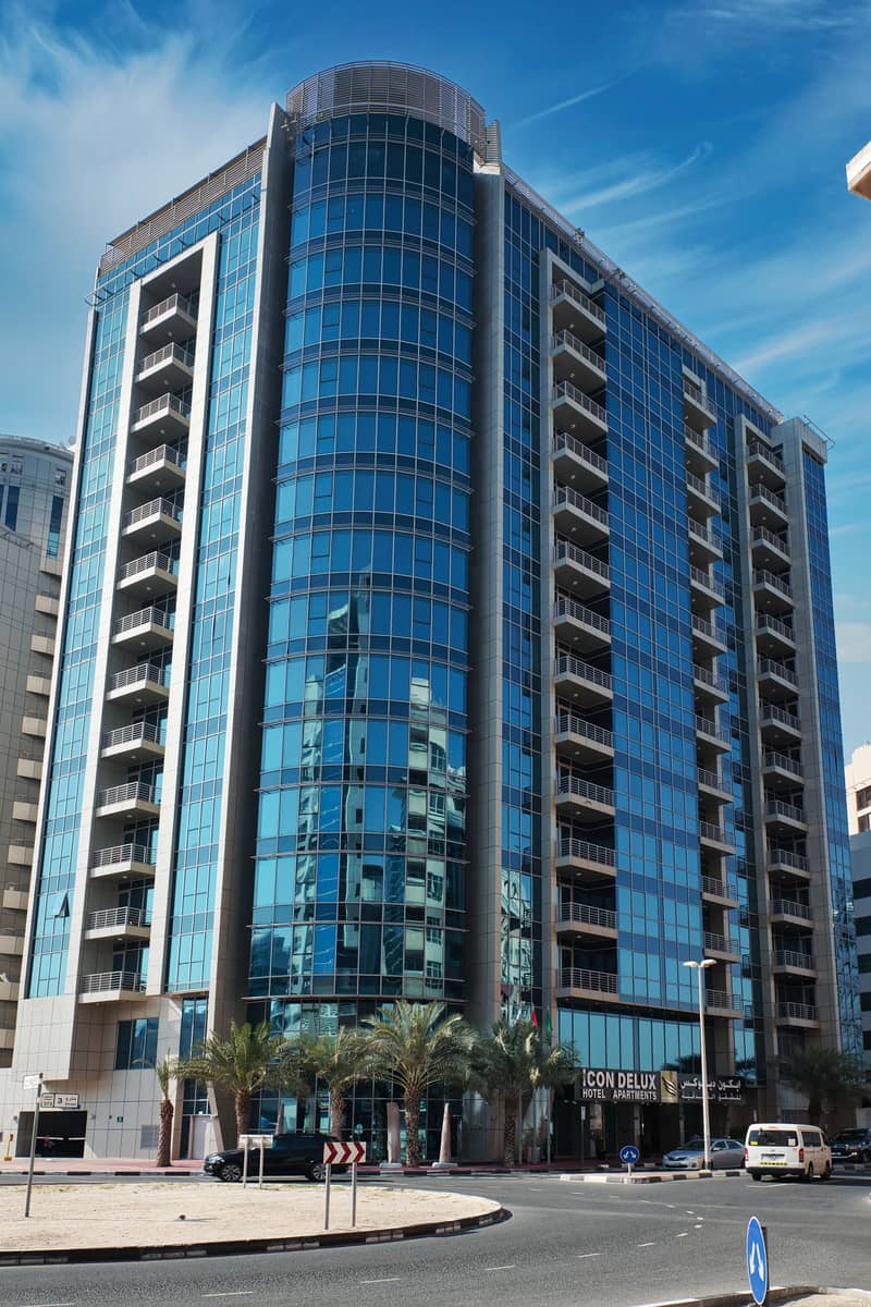 5 Icon Delux Hotel Apartment Exterior View