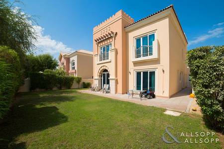 Lowest Priced C1 | New Kitchen | Vacant Lowest Priced C1 | New Kitchen | Vacant