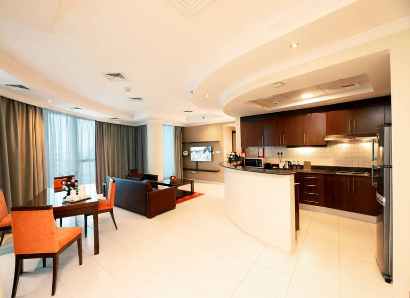 9 Grand Family Suite Spacious Living room