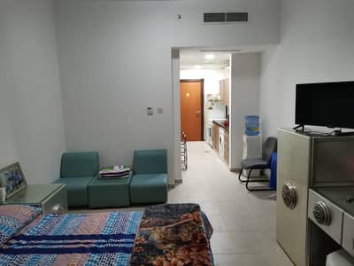 Pay monthly 3500| Fully Furnished| Dewa Connected