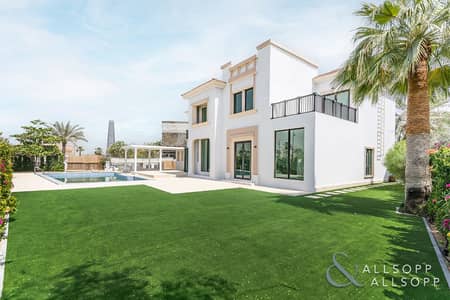 4 Bedroom Villa for Sale in Jumeirah Islands, Dubai - Huge Plot | Extended BUA | Vacant