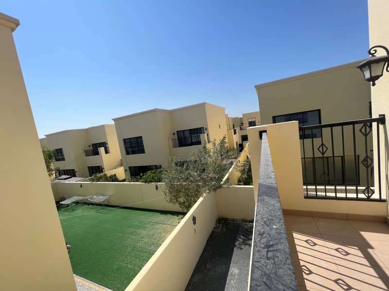 Save AED 19K || Corner 5 BR Villa | Pool View