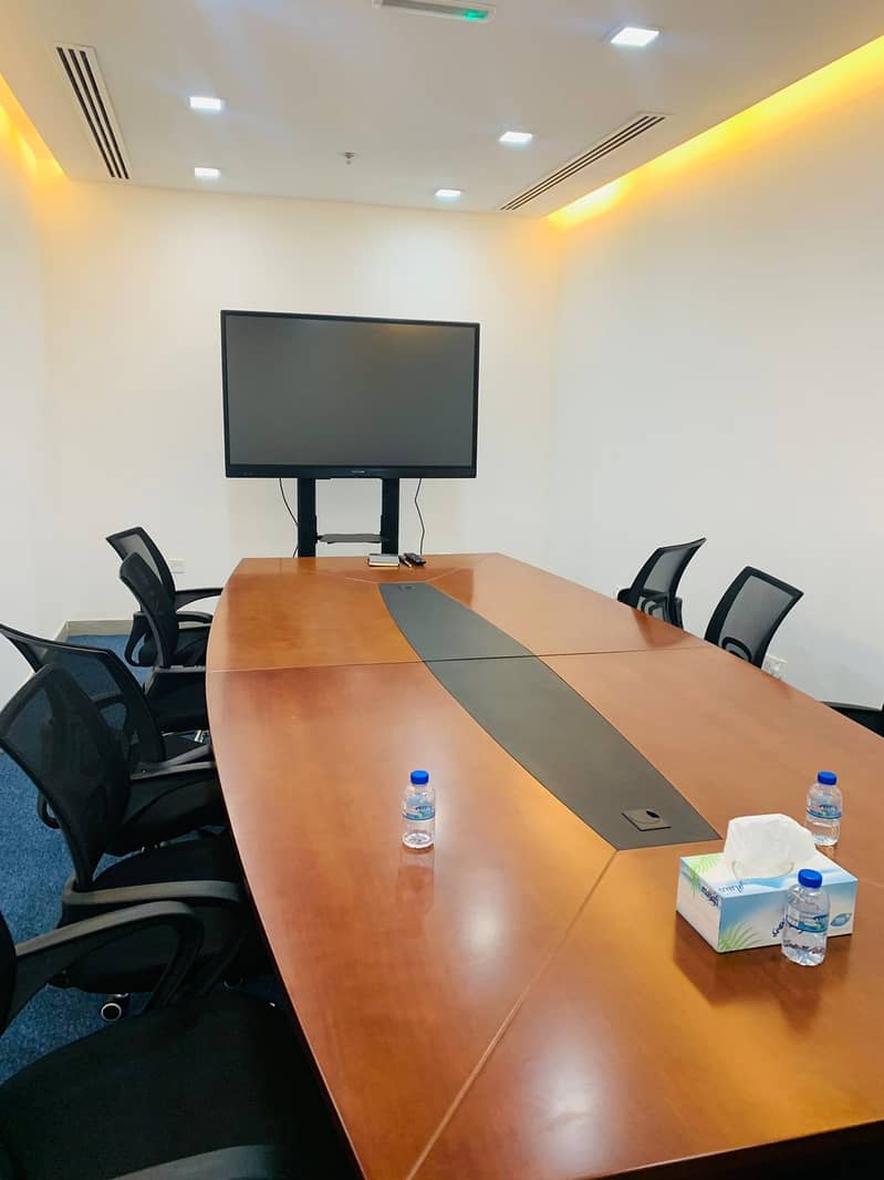 FULLY FURNISHED OFFICE WITH ALL FREE FACILITIES
