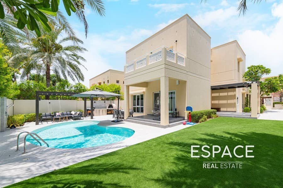 Exclusive Turn Key 3BR with Private Pool Exclusive Turn Key 3BR with Private Pool
