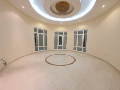 5 Bhk 8 washroom 2 hall Majlis Balcony Maids room 1 Month free140k