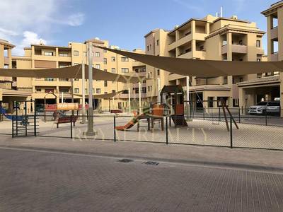 2BR Apt w/ 5% Cash Back with No Commission 2BR Apt w/ 5% Cash Back with No Commission