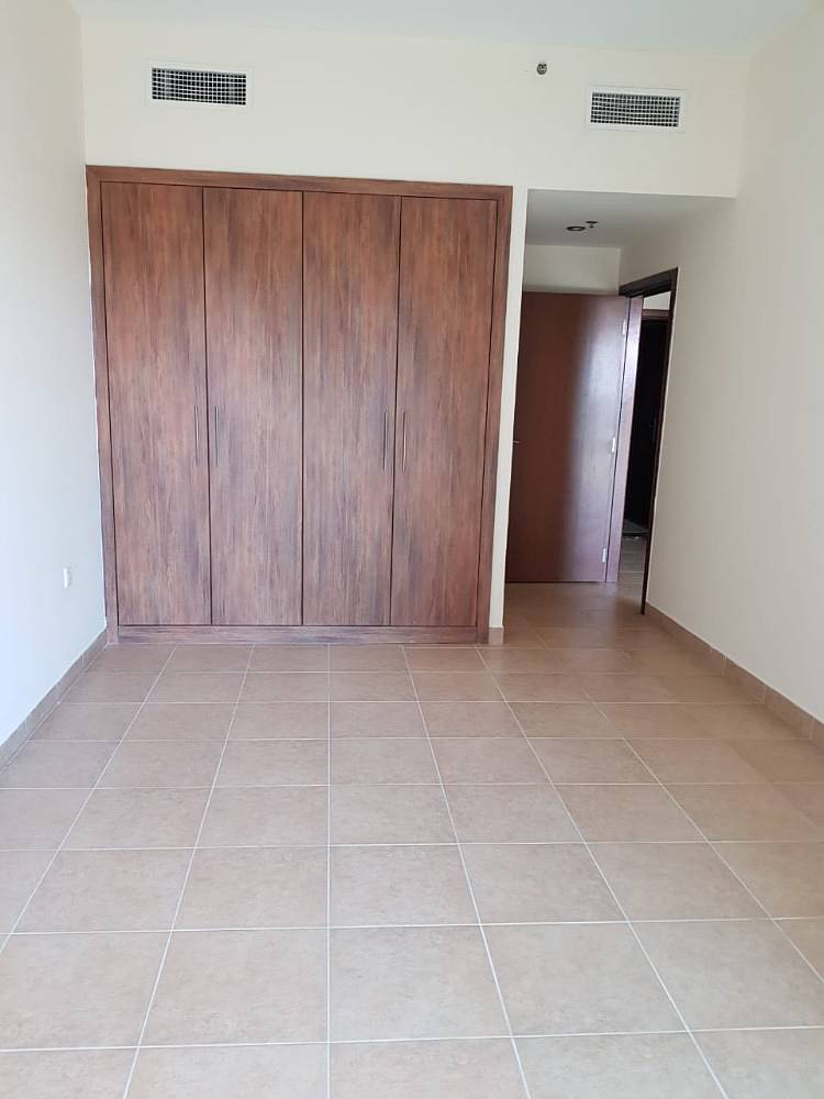 1 Bedroom in Golf View Residence, ready to move in, Call Munir