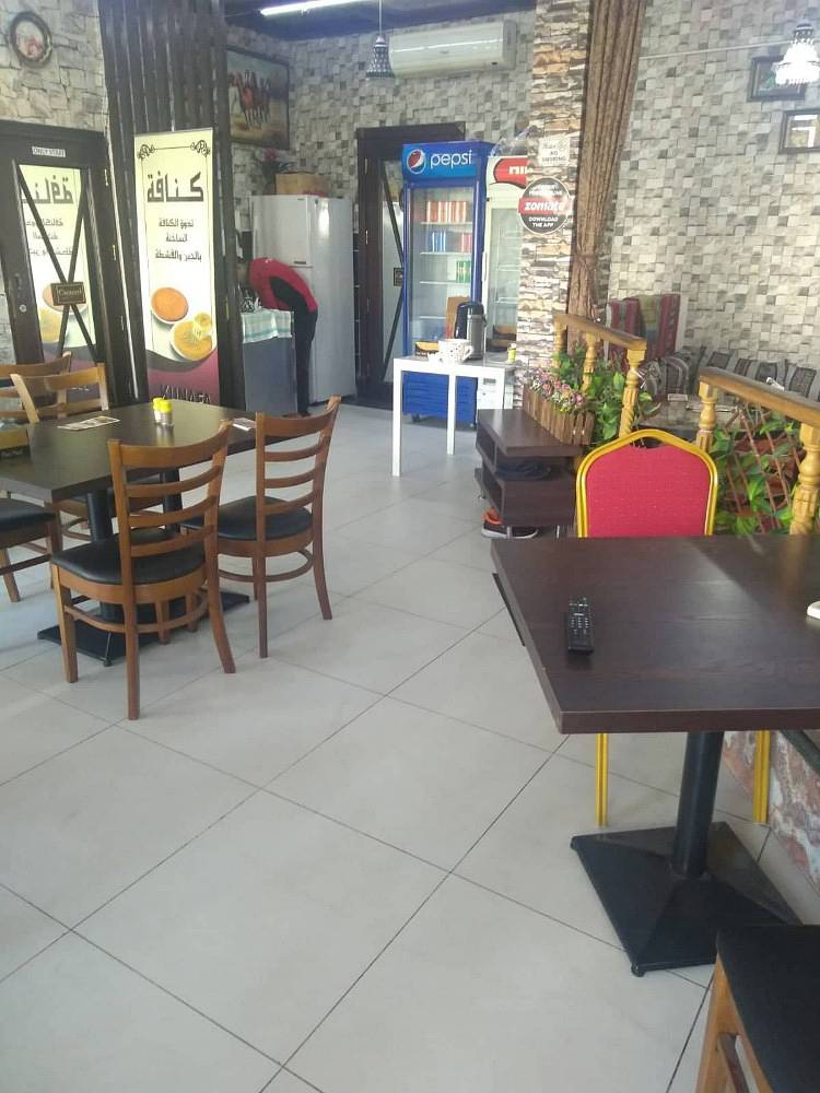 Hot Deal Today Available ! Running Restaurant with licence for sale
