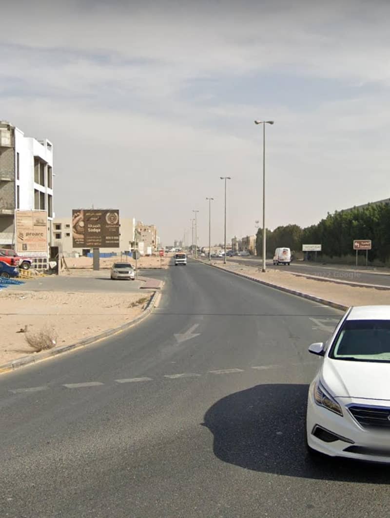 Land for Sale Al Jurf Ajman Very excellent location on the main street  An area of 556 meters.  5987 feet  Residential and commercial. / Building Perm