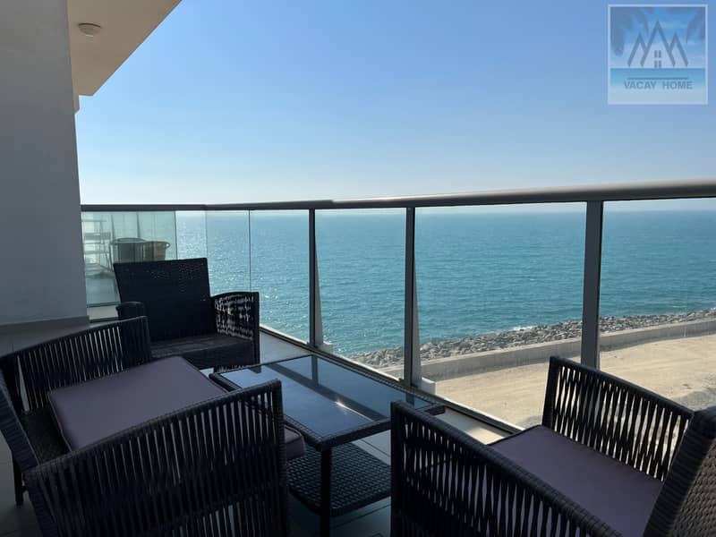 FULLY FURNISHED FULL SEA VIEW DUPLEX | CHILLER FREE | PACIFIC BUILDINGS