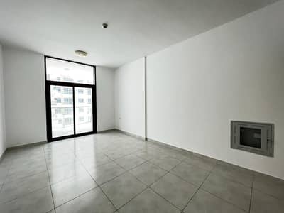 A spacious bright large size studio available near to lulu