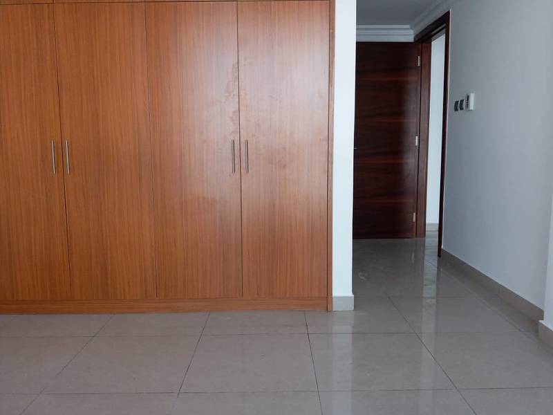 Brand-new, light, modern apartment 2BHK 2washroom Big hall 65k payment 3/4