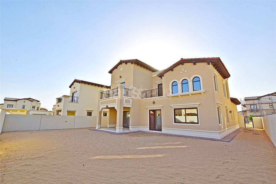 Available Jan | Extended | 4 Bedroom + M