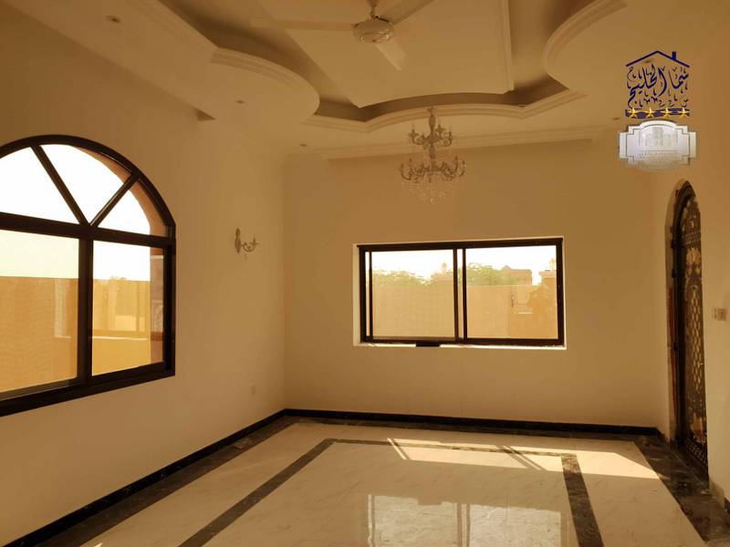 Вилла в Аль Мовайхат，Аль Мовайхат 1, 5 спален, 1600000 AED - 3701586