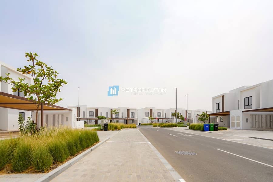 Glorious 3BR+M | Community View | Rented Glorious 3BR+M | Community View | Rented