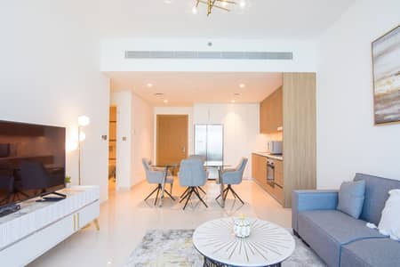 2 Bedroom Apartment for Rent in Dubai Harbour, Dubai - NO COMMISSION| 2BR with Palm View | Private Beach| Dubai Marina