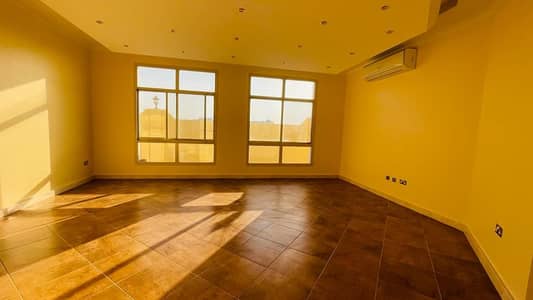 10 Cпальни Вилла в аренду в Аль Рахба, Абу-Даби - Вилла в Аль Рахба, 10 спален, 210000 AED - 7340676
