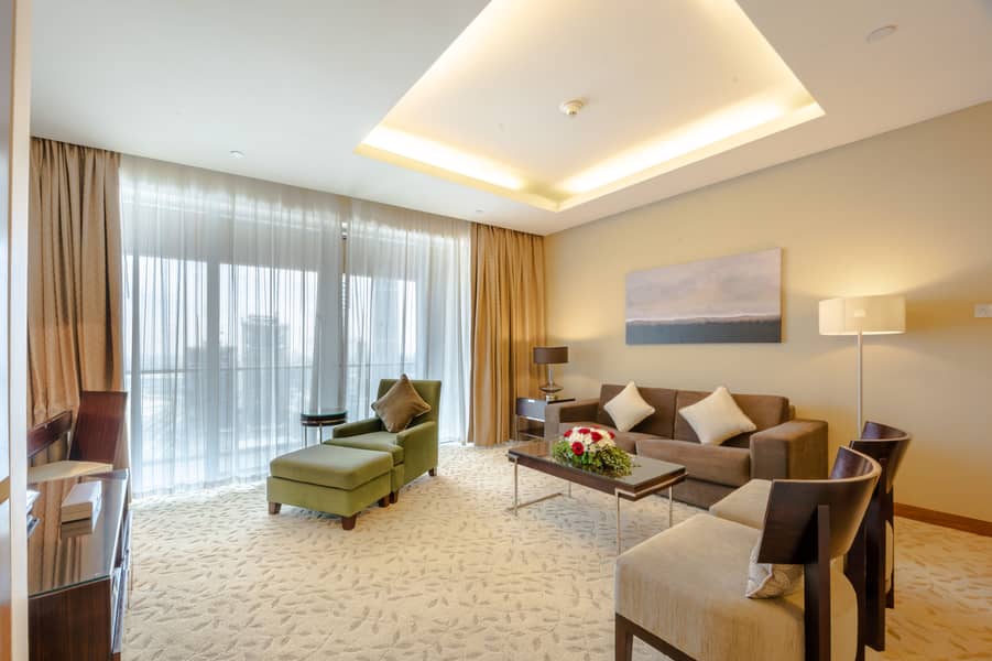 位于迪拜市中心，迪拜谦恭购物中心 1 卧室的公寓 17000 AED - 6504814