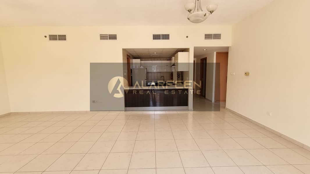 Spacious 2BR | Massive Layout | Ready To Move In Spacious 2BR | Massive Layout | Ready To Move In