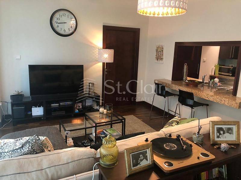 1 Bedroom in South Ridge 2 | High Floor