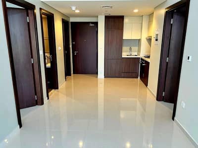 فلیٹ 2 غرفة نوم للايجار في الخليج التجاري، دبي - شقة في فيرا ريزيدنس،الخليج التجاري 2 غرف 118000 درهم - 7283967