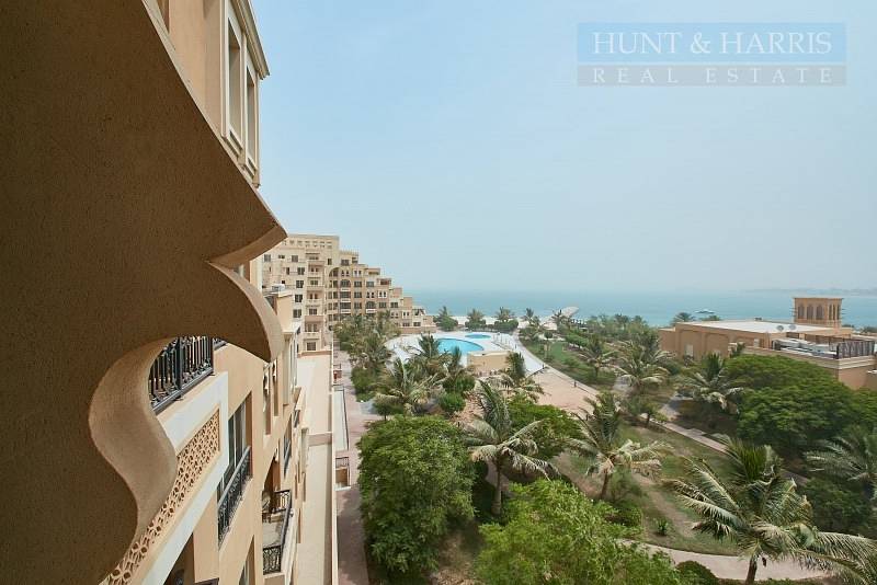 On The Beach - Luxury Furnished Studio With Sea Views - Bab Al Bahr