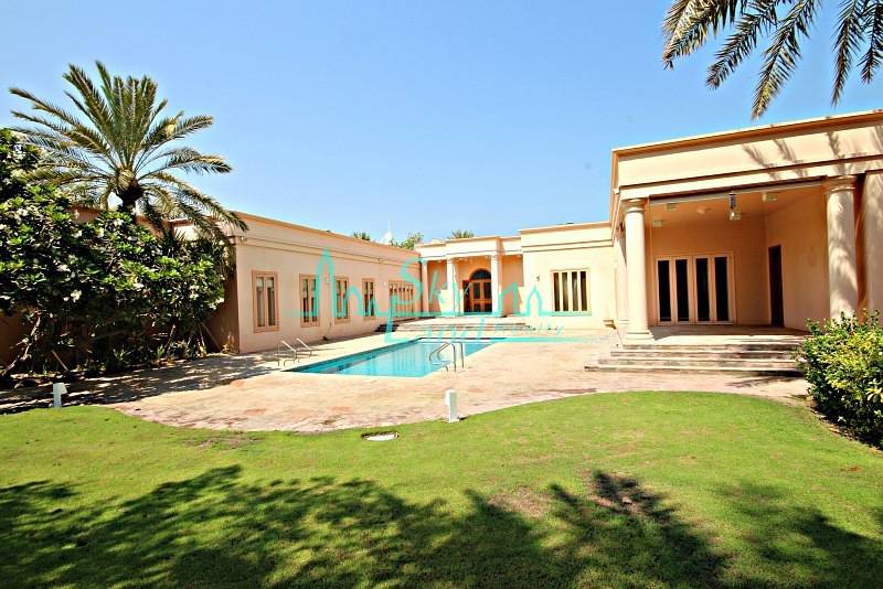 MAGNIFICENT 5 BED VILLA WITH A BEAUTIFUL GARDEN AND POOL IN UMM SUQEIM 3