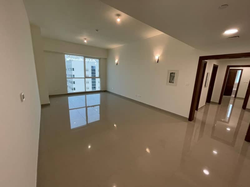 Bright Two Bedroom with Parking in Al Khalidiya