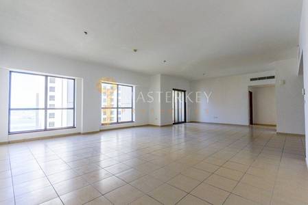 Very Spacious Sea View APT with Maids room Very Spacious Sea View APT with Maids room