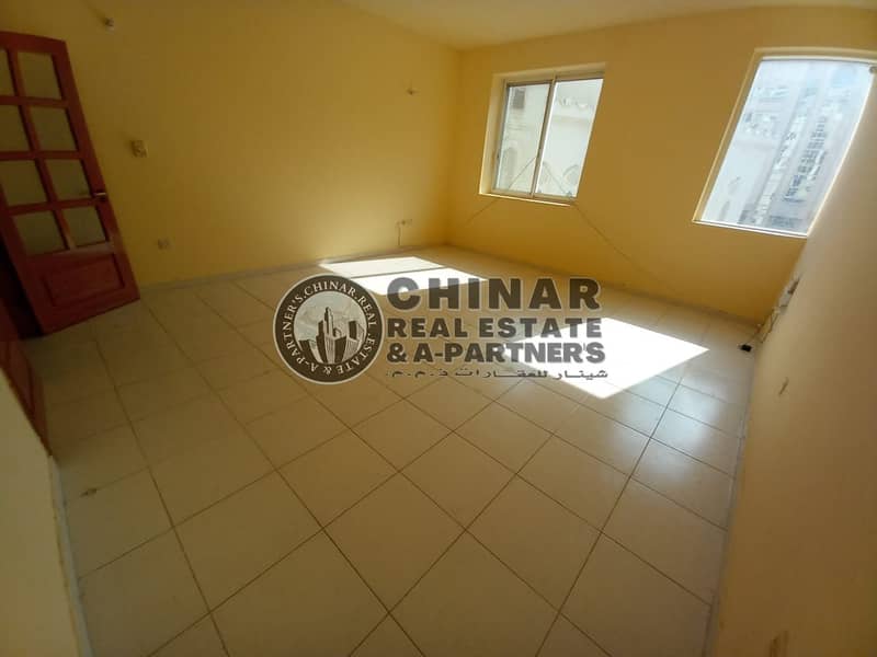 ⚡READY TO MOVE IN| 2BHK with Spacious Hall + Balcony| Central Ac & Gas| 4 Chqs⚡ ⚡READY TO MOVE IN| 2BHK with Spacious Hall + Balcony| Central Ac & Gas| 4 Chqs⚡