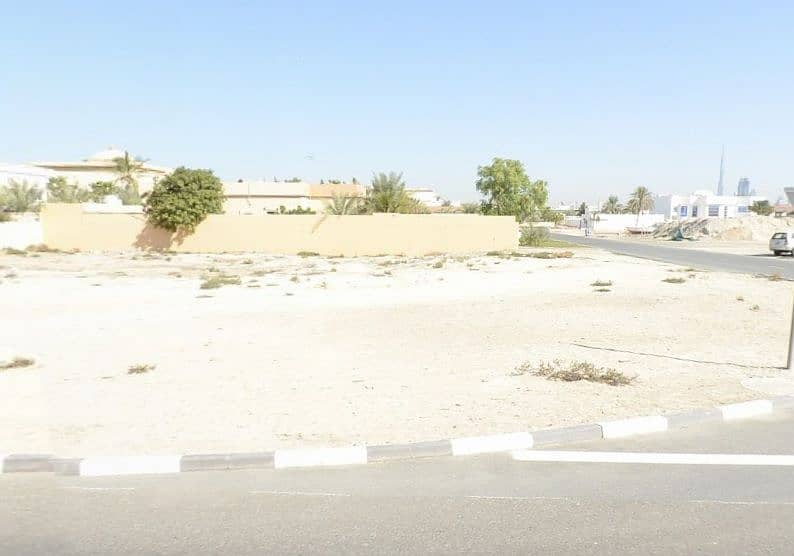 Plot For Sale in Umm Suqeim 3 - Prime Location